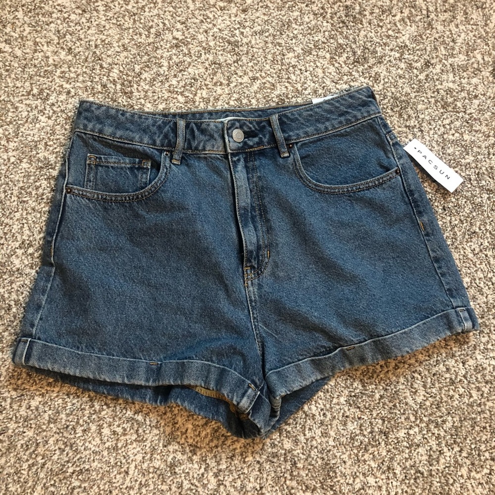 PACSUN MOM SHORTS; SIZE 29 NWT